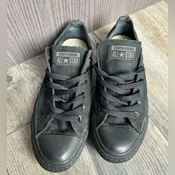 Converse Chuck Taylor All Stars - Picture 1 of 5